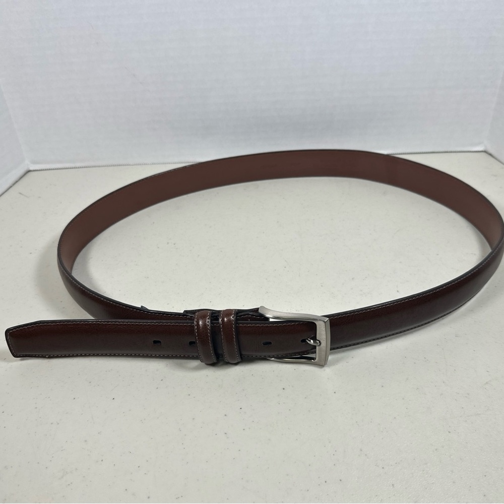 MEN'S STAFFORD BROWN GENUINE LEATHER NEW without tags, BELT Size 40